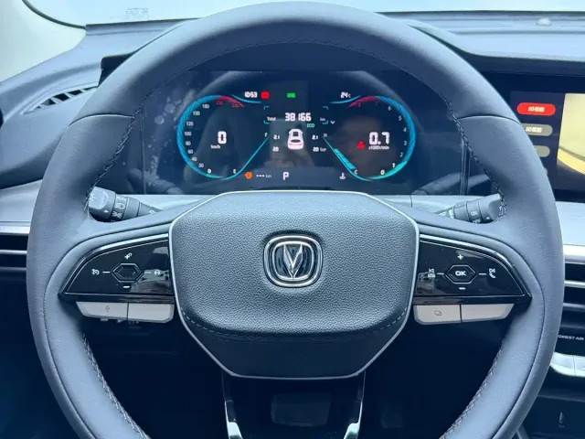 Changan CS35 Plus — Фото автомобиля 14