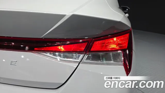 Hyundai Avante CN7 — Фото автомобиля 22