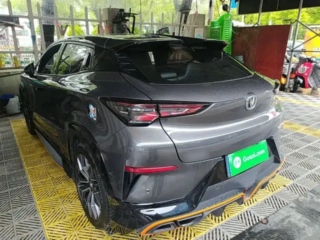 Changan UNI-T — Фото автомобиля 4
