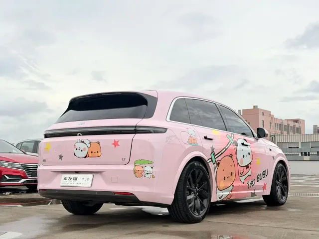 Li Auto L7 — Фото автомобиля 4