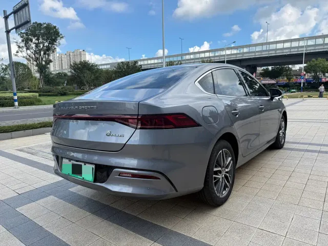 BYD Qin PLUS — Фото автомобиля 13