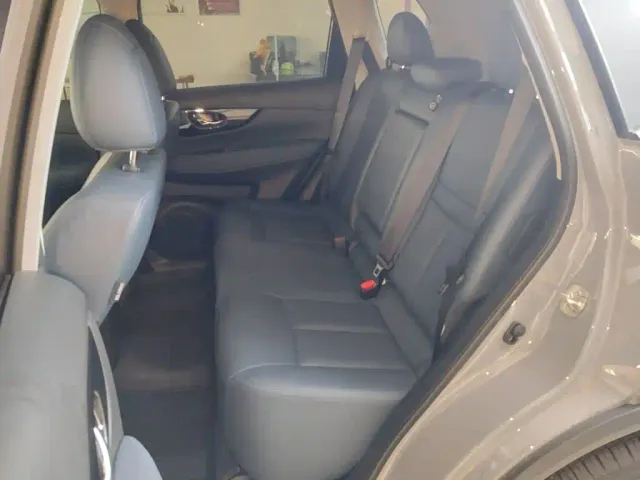 Nissan X-Trail — Фото автомобиля 12
