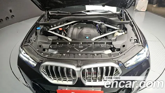 BMW X6 xDrive40i M Sport — Фото автомобиля 6