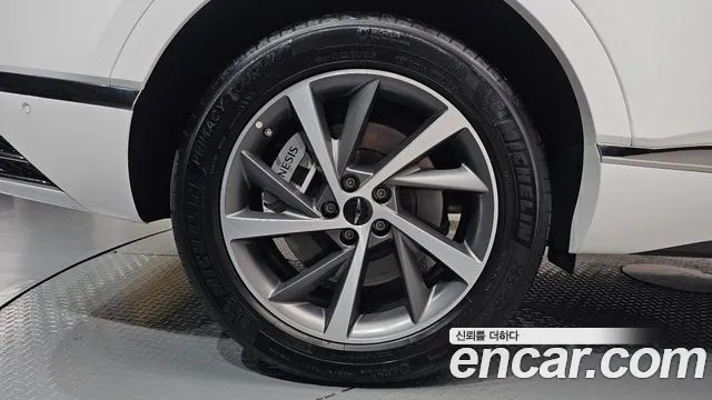 Genesis GV80 — Фото автомобиля 6