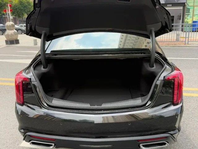 Cadillac CT5 — Фото автомобиля 10