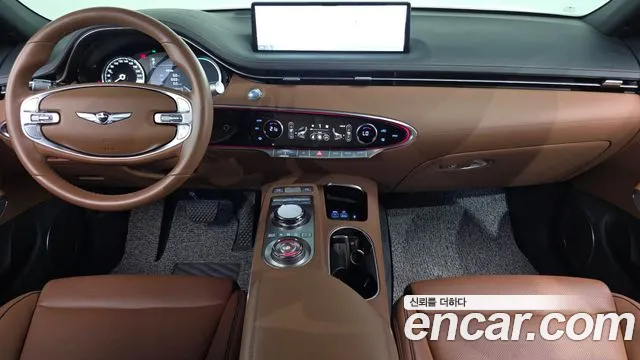 Genesis GV70 2.5T Бензин AWD — Фото автомобиля 6