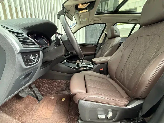 BMW X3 — Фото автомобиля 7