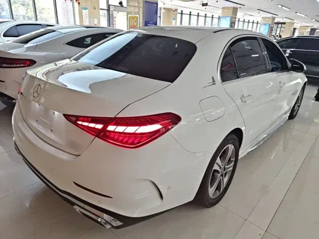 Mercedes-Benz C-Class — Фото автомобиля 6