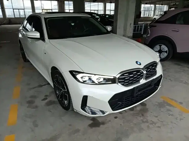 BMW 3 Series — Фото автомобиля 3