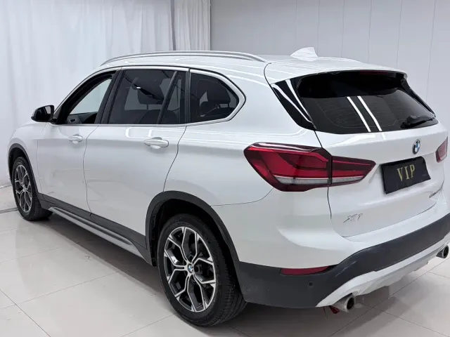 BMW X1 — Фото автомобиля 6