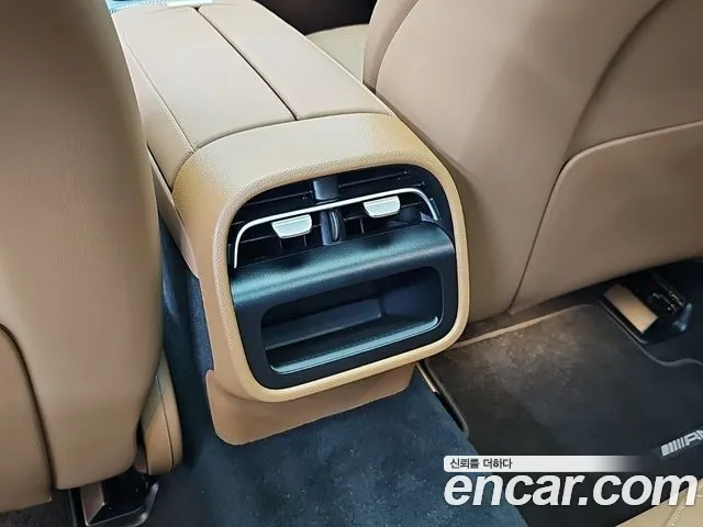 Mercedes-Benz E-Class W214 — Фото автомобиля 13
