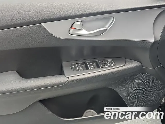 Kia K3 — Фото автомобиля 15
