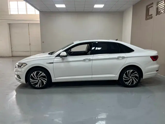 Volkswagen Sagitar — Фото автомобиля 7