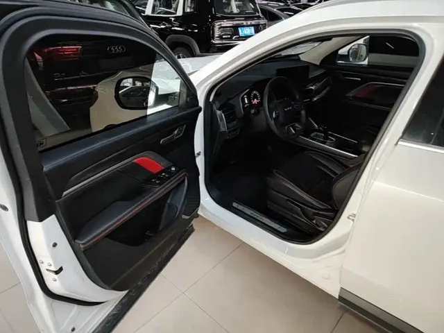 Haval H6 — Фото автомобиля 15