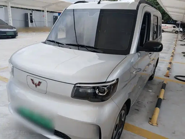Фотография автомобиля — Wuling Zhiguang NEV