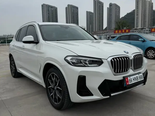 BMW X3 — Фото автомобиля 3