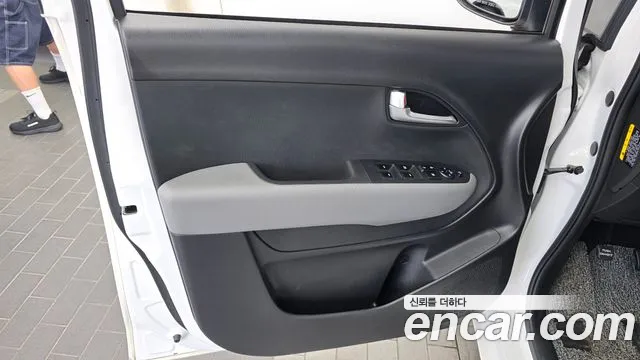 Kia RAY Новый Kia Ray Signature — Фото автомобиля 24