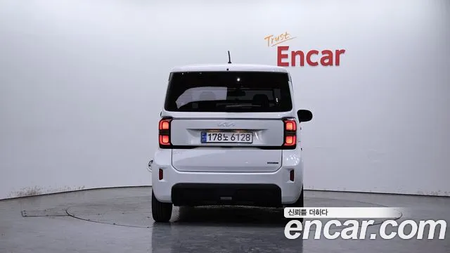 Kia RAY Новый Kia Ray Фургон — Фото автомобиля 4