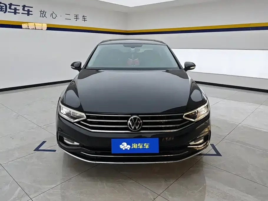 Volkswagen Magotan 2020 330TSI DSG Luxury — Фото автомобиля 2