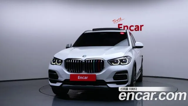 BMW X5 — Фото автомобиля 3