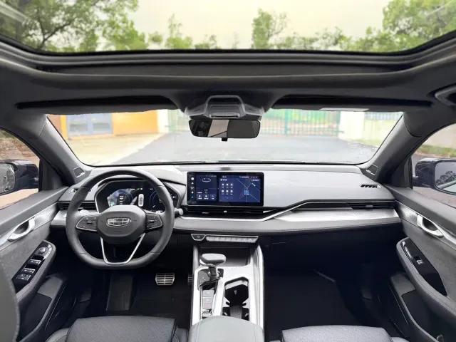 Geely Xingrui — Фото автомобиля 6