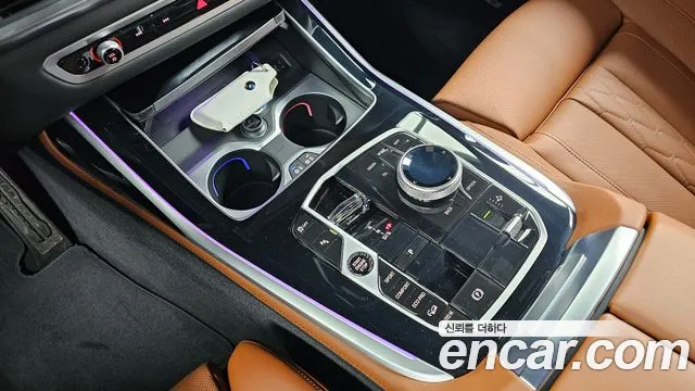 BMW X7 — Фото автомобиля 9