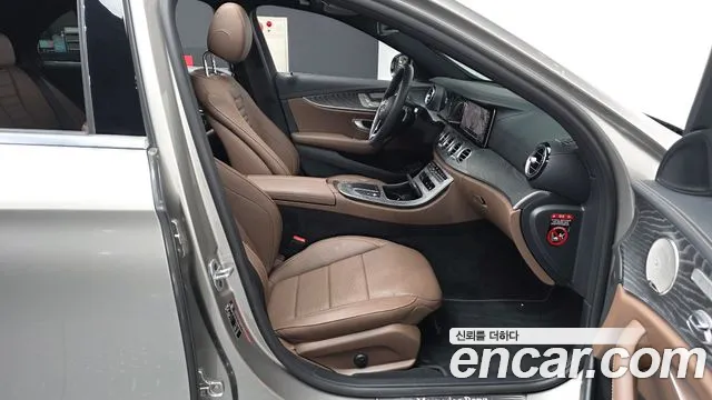 Mercedes-Benz E-Class E-класс W213 E350 4MATIC Avantgarde — Фото автомобиля 10