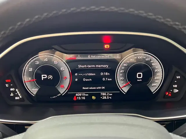 Audi Q3 — Фото автомобиля 16