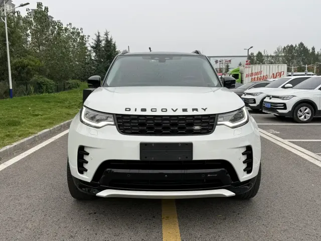 Land Rover Discovery 2023 Facelift 360PS R-Dynamic S — Фото автомобиля 2