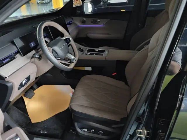 Chery Tiggo 8 PLUS — Фото автомобиля 14