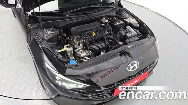 Hyundai AVANTE Avante (CN7) — Фото автомобиля 5