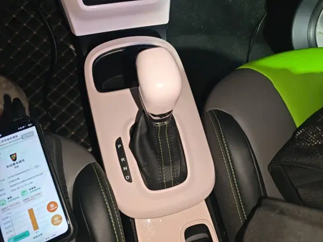 Roewe Clever — Фото автомобиля 13