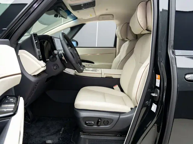 Lexus LM — Фото автомобиля 9