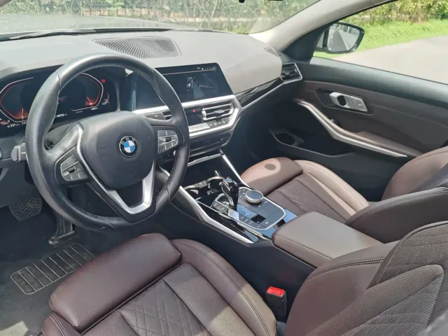 BMW 3 Series — Фото автомобиля 10