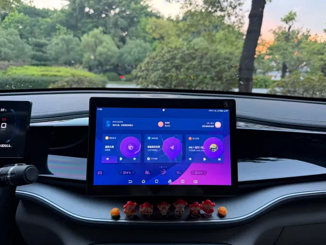 BYD Qin PLUS — Фото автомобиля 10