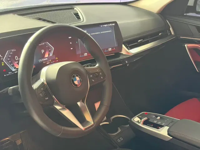 BMW X1 — Фото автомобиля 3