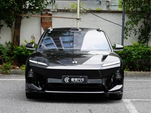 Nio ET5 Touring — Фото автомобиля 2