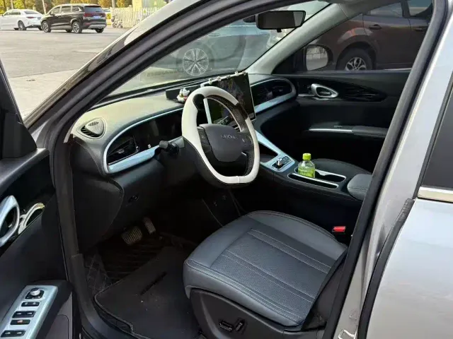 Geely Starry Wish — Фото автомобиля 4