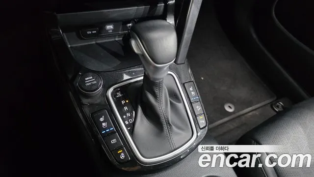 Kia Seltos New — Фото автомобиля 12