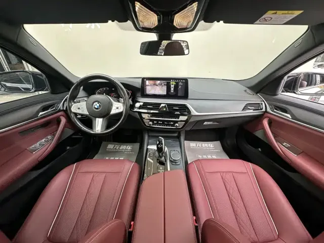 BMW 5 Series — Фото автомобиля 6