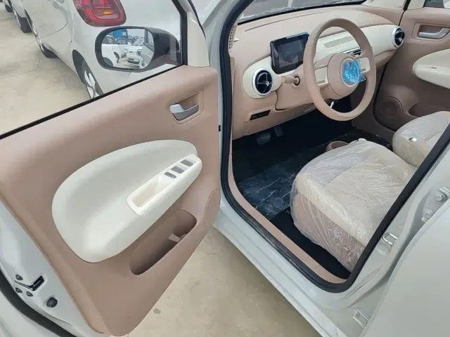 Wuling Hongguang Mini EV — Фото автомобиля 15