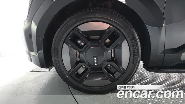 Kia EV9 — Фото автомобиля 5