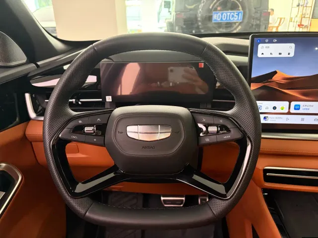 Geely Boyue — Фото автомобиля 4