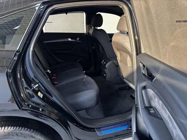 Audi Q5L Sportback — Фото автомобиля 24