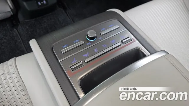 Hyundai Grandeur GN7 — Фото автомобиля 25