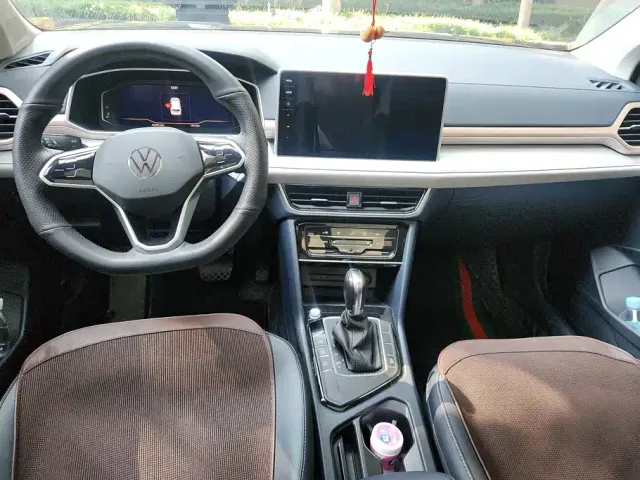 Volkswagen Tharu — Фото автомобиля 12