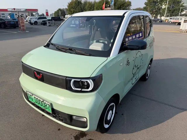 Фотография автомобиля — Wuling Hongguang Mini EV