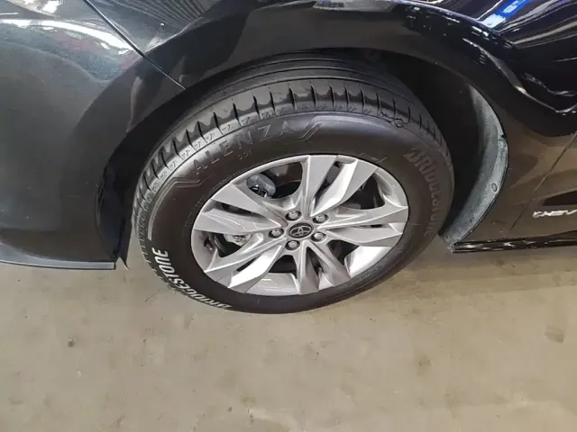 Toyota Sienna — Фото автомобиля 22