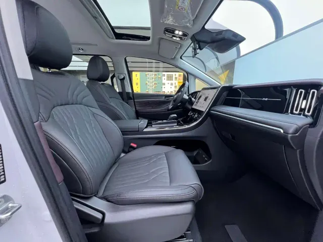 GAC Trumpchi M8 — Фото автомобиля 18
