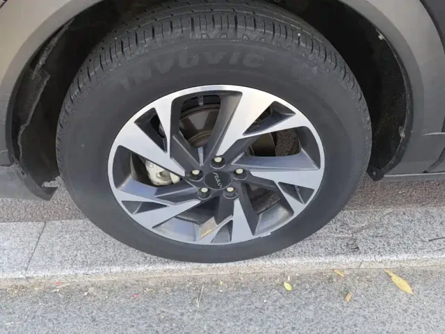 Dongfeng Fengshen AX7 — Фото автомобиля 22